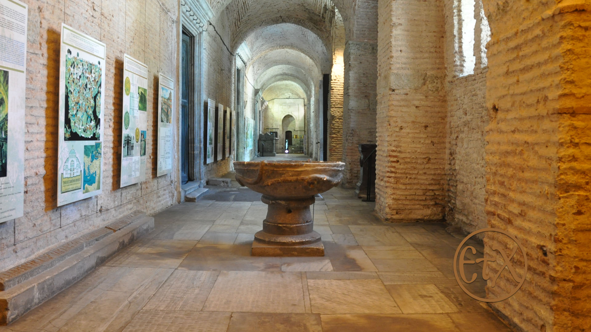 The Serpentine Basin of the Hagia Sophia Narthex - Η Οφιοειδής Λεκάνη